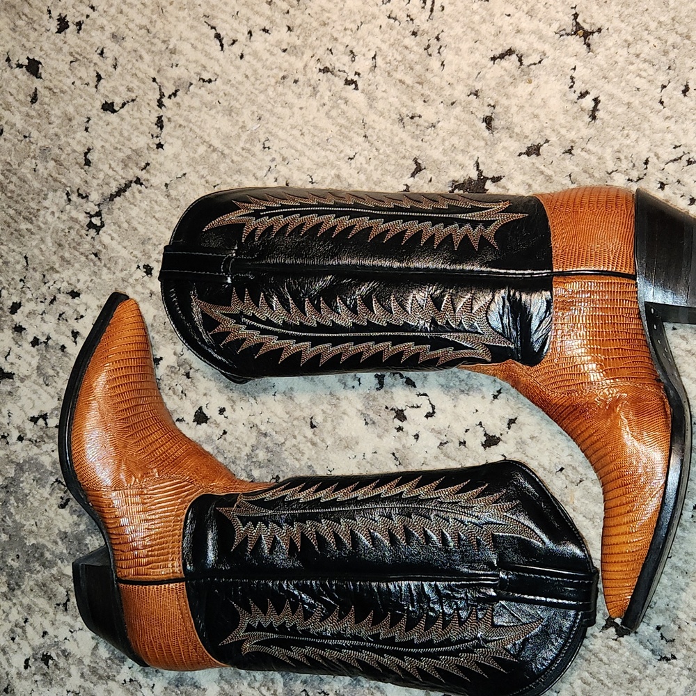 Authentic Tony Lama boots sz.6 m